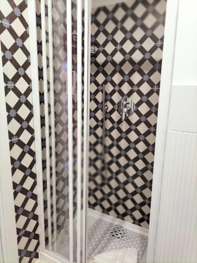 Tiberivs Home Rom Exteriör bild